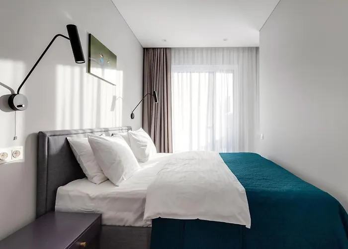 #stayhere Modern & Compact 1bdr Uptown