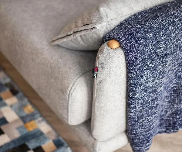 #stayhere Modern & Compact 1bdr Uptown *